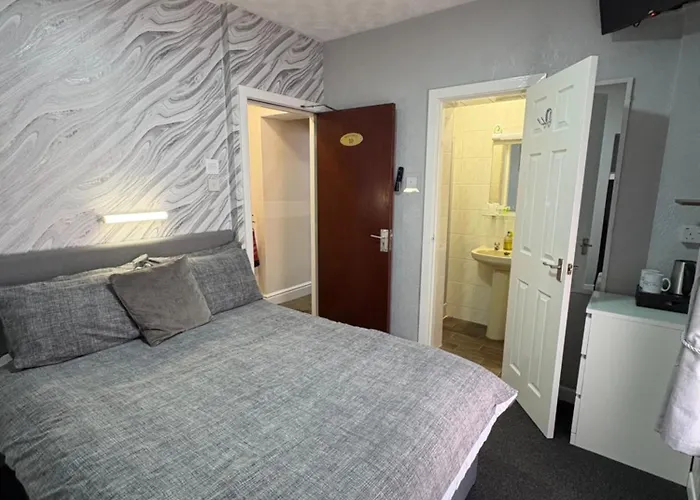 Clifton Private Hotel